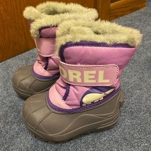 Sorel toddler girl size 6 boots